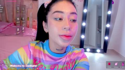 Snapshot of hilary_jones_22 chatting on October 28, 2025, 11:29 pm LUNA new account FOLLOW ME online show from October 28, 2025, 11:29 pm
