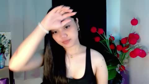 hilarymolly online show from December 22, 2025, 9:01 pm