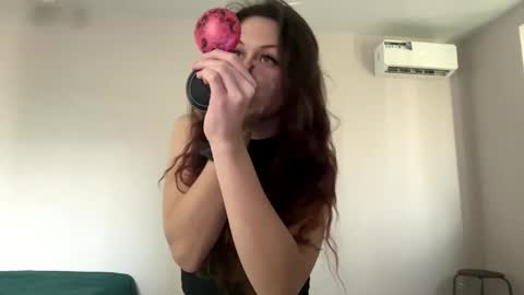 Hi Im Elizabeth online show from October 24, 2025, 10:00 am