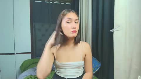 Snapshot of himarika chatting on February 11, 2026, 7:02 am yuricah online show from February 11, 2026, 7:02 am