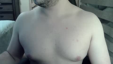 Himbo fox online show from July 2, 2026, 3:17 am