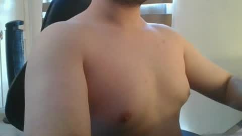 Himbo fox online show from July 3, 2026, 7:20 pm