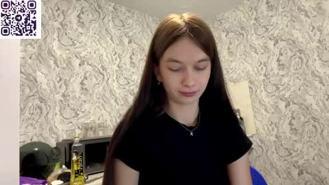 Snapshot of hinadesire chatting on June 6, 2026, 8:35 pm Hina online show from June 6, 2026, 8:35 pm