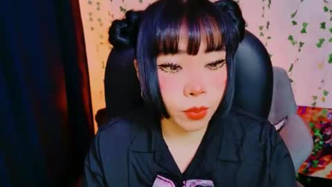 Hinata online show from August 6, 2026, 6:04 am