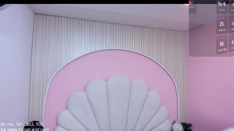 hinata_dolly online show from November 18, 2025, 11:03 am