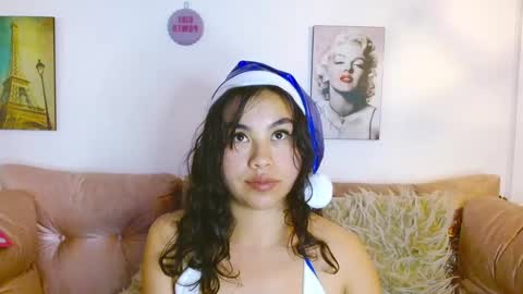 Snapshot of hinataleecs chatting on December 23, 2024, 10:21 am hinata lee online show from December 23, 2024, 10:21 am