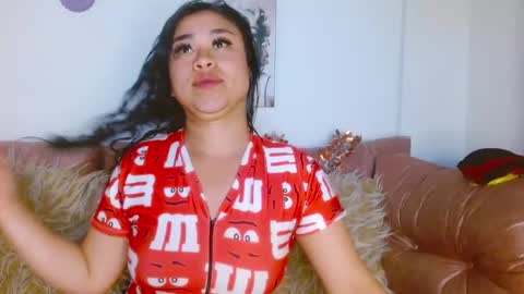 Snapshot of hinataleecs chatting on December 29, 2024, 11:18 pm hinata lee online show from December 29, 2024, 11:18 pm