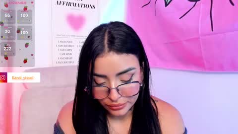 Snapshot of hinataweed01 chatting on March 1, 2025, 9:40 am  Karol  Independent Model online show from March 1, 2025, 9:40 am