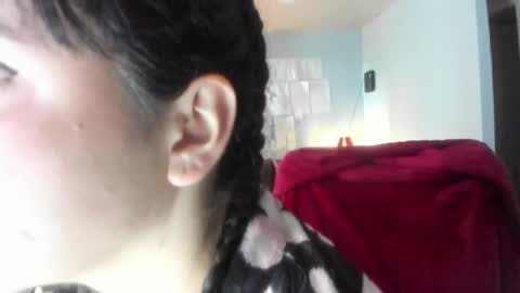 Hinnata online show from November 1, 2025, 7:49 pm