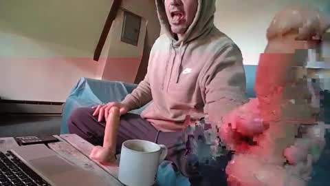 Snapshot of hippiezen chatting on January 24, 2025, 6:14 pm Hippie Jijm online show from January 24, 2025, 6:14 pm