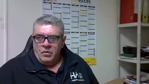 Snapshot of hippopotame17 chatting on December 4, 2024, 7:06 am hippo online show from December 4, 2024, 7:06 am