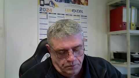 Snapshot of hippopotame17 chatting on December 16, 2024, 9:24 am hippo online show from December 16, 2024, 9:24 am