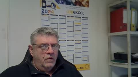 Snapshot of hippopotame17 chatting on December 24, 2024, 9:17 am hippo online show from December 24, 2024, 9:17 am