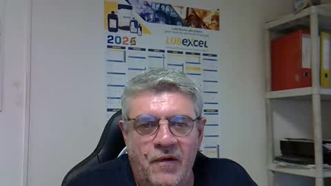 Snapshot of hippopotame17 chatting on January 8, 2025, 3:50 pm hippo online show from January 8, 2025, 3:50 pm