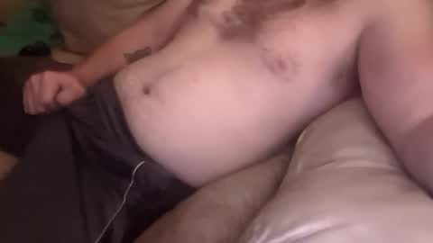 hiptobesquare1 online show from October 6, 2025, 2:09 am