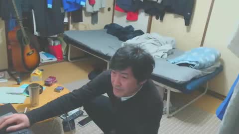 Snapshot of hiro110 chatting on February 22, 2025, 8:20 pm hiro110 online show from February 22, 2025, 8:20 pm