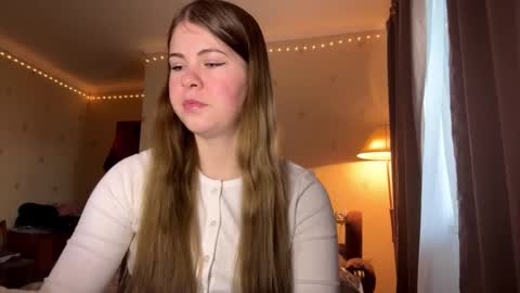 Snapshot of hirokosersen chatting on March 1, 2026, 12:07 pm I am Amy ntmu Lets hit 10 Thumbs Up together online show from March 1, 2026, 12:07 pm