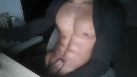 Hiseres online show from March 6, 2025, 11:31 pm