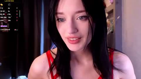 Snapshot of hisoka__akerley chatting on July 12, 2026, 7:43 am Ella online show from July 12, 2026, 7:43 am