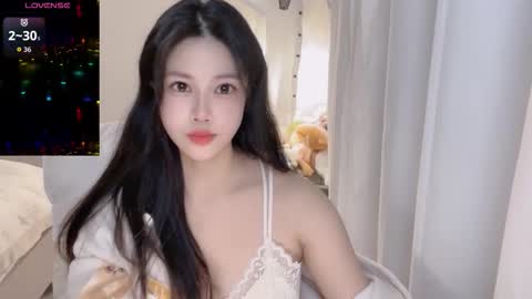 hkchengcheng online show from December 16, 2025, 2:22 pm