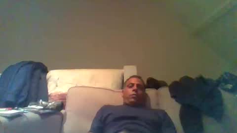 robbyr online show from November 24, 2025, 12:10 am