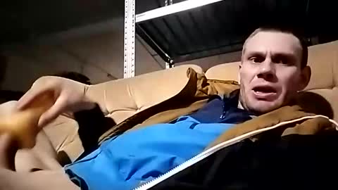 Snapshot of hnkkk88888 chatting on October 12, 2025, 7:35 pm Fucker online show from October 12, 2025, 7:35 pm