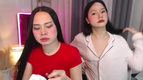 hoelymolly online show from February 21, 2026, 2:51 pm