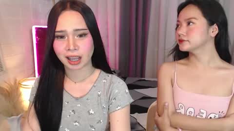 hoelymolly online show from February 24, 2026, 5:22 pm