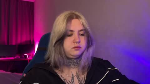 hoffmanite online show from April 5, 2026, 2:09 am