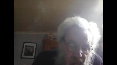 Snapshot of hogrider72 chatting on January 6, 2026, 1:15 pm hogrider72 online show from January 6, 2026, 1:15 pm