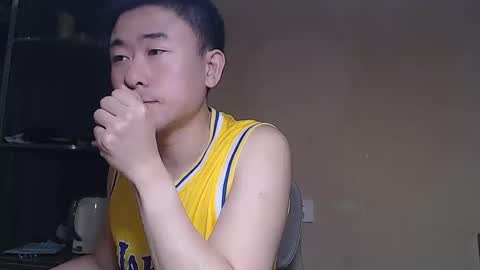 Snapshot of hoho7619 chatting on April 13, 2026, 2:33 pm shy boi online show from April 13, 2026, 2:33 pm