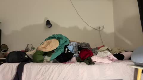 amy online show from November 6, 2025, 2:51 pm