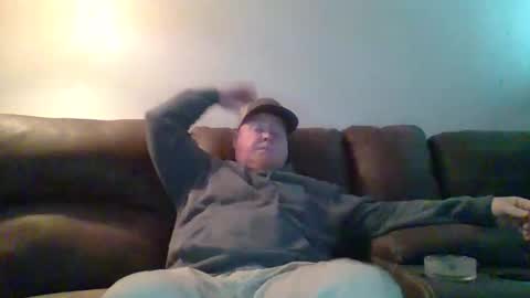 Snapshot of holden994 chatting on November 8, 2025, 1:55 pm holden994 online show from November 8, 2025, 1:55 pm