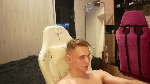 Extaz  Athrey  Howard online show from September 18, 2025, 7:27 pm