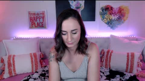 Holi Hurricane online show from April 5, 2026, 3:36 am