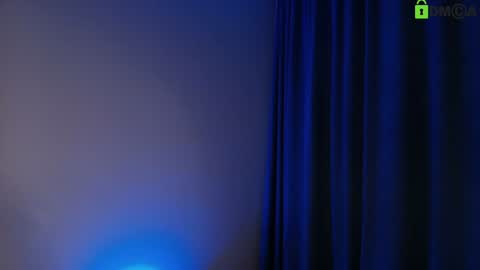 hollyextra online show from February 10, 2026, 2:21 pm