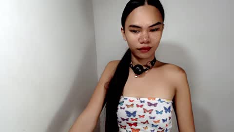 hollyhalo online show from November 8, 2025, 4:23 am