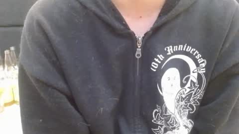 Holly Hawkes online show from February 3, 2025, 12:04 am