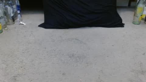 Holly Hawkes online show from February 6, 2025, 2:11 am