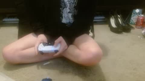 Holly Hawkes online show from February 22, 2026, 9:35 pm