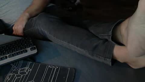 hollymollysucker online show from November 19, 2025, 4:29 pm