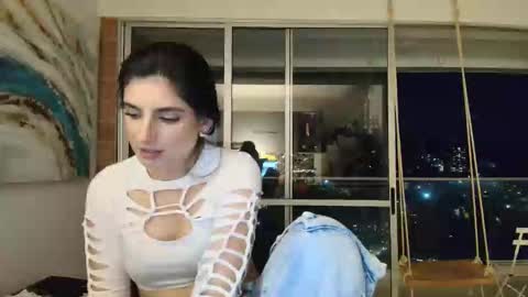 hollyshit_ online show from March 6, 2026, 11:56 pm