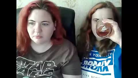 Snapshot of hollyxeva chatting on February 14, 2026, 12:13 pm HollyXEva online show from February 14, 2026, 12:13 pm