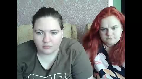 HollyXEva online show from May 8, 2026, 9:03 am