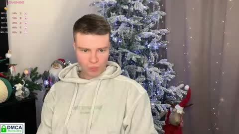 holy_eggs_00 online show from December 15, 2025, 11:42 pm