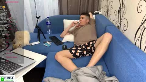 holy_eggs_00 online show from January 15, 2026, 11:26 am