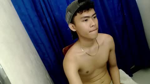 Snapshot of holy_fucker21 chatting on October 26, 2025, 7:25 am Jayjay online show from October 26, 2025, 7:25 am