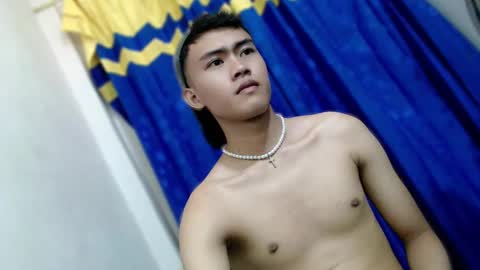 Snapshot of holy_fucker21 chatting on November 21, 2025, 11:53 am Jayjay online show from November 21, 2025, 11:53 am