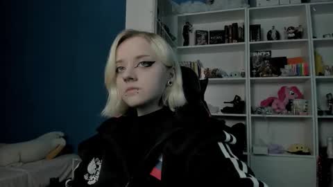 holy_mistresss online show from January 6, 2026, 9:35 am