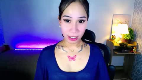 Snapshot of holy_samyx chatting on October 5, 2025, 4:44 am holy_samyx online show from October 5, 2025, 4:44 am